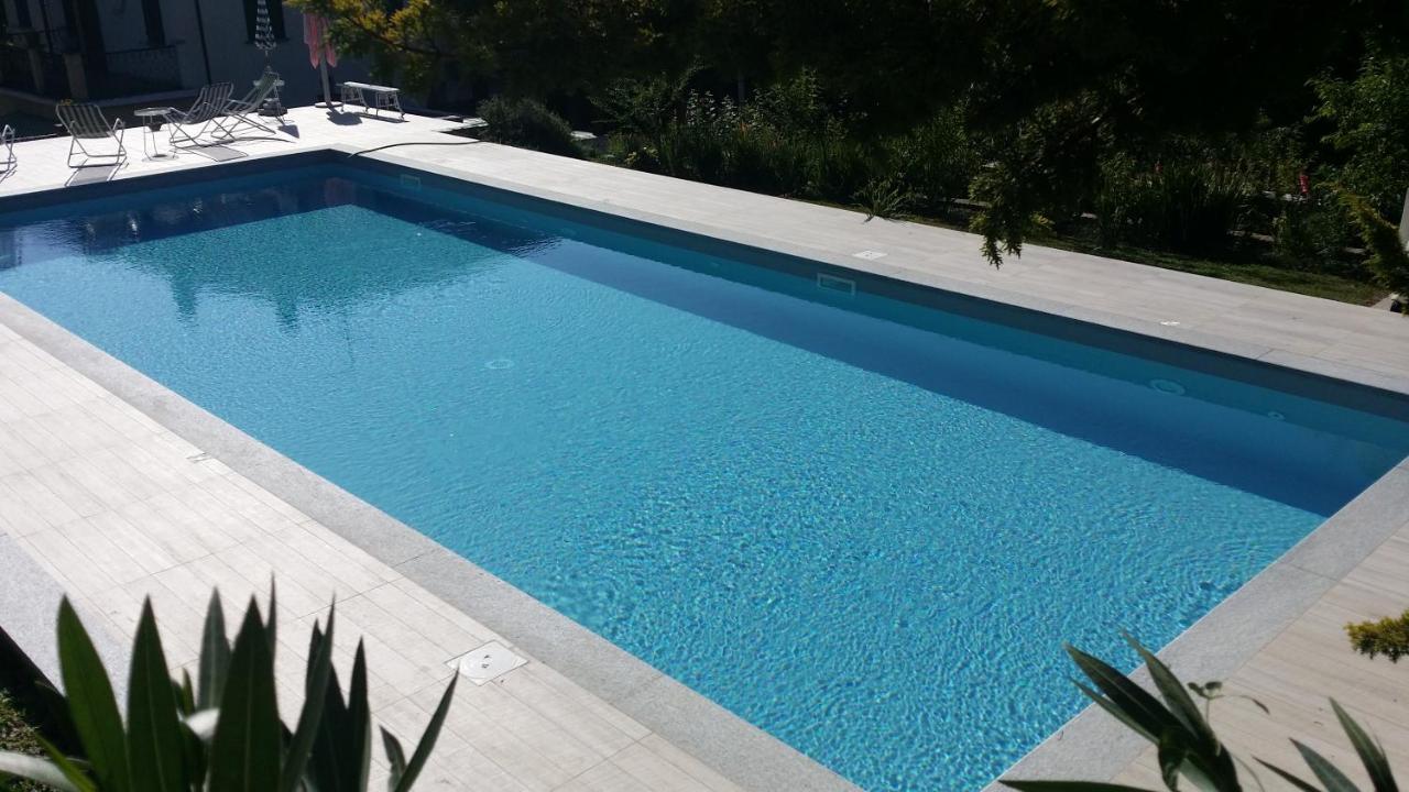 Villa Trisano Bra Exteriör bild