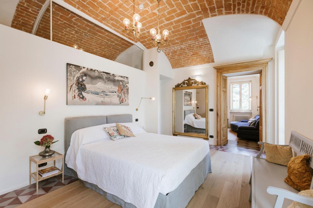 Villa Trisano Bra Exteriör bild