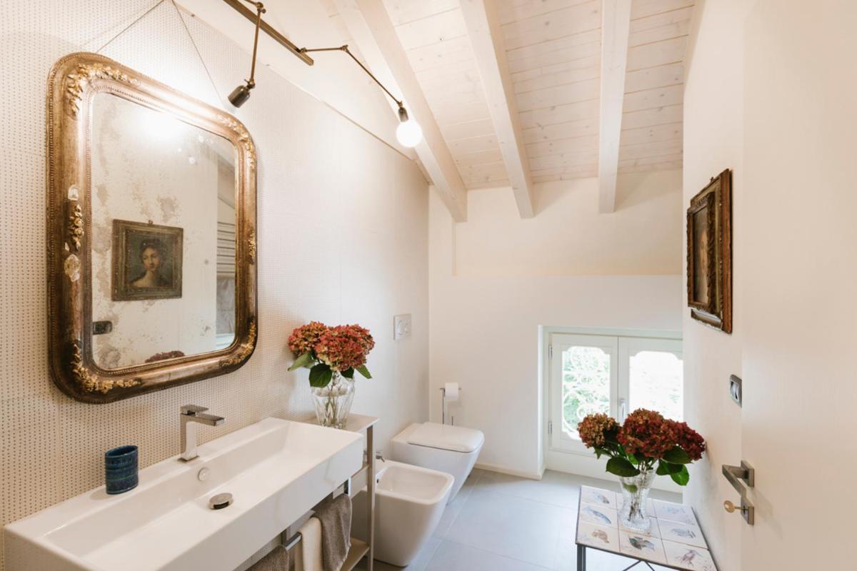 Villa Trisano Bra Exteriör bild