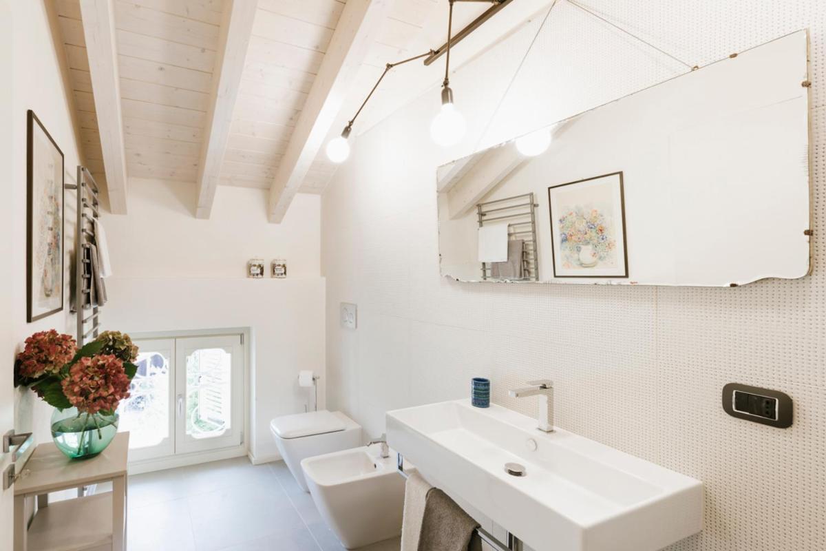 Villa Trisano Bra Exteriör bild