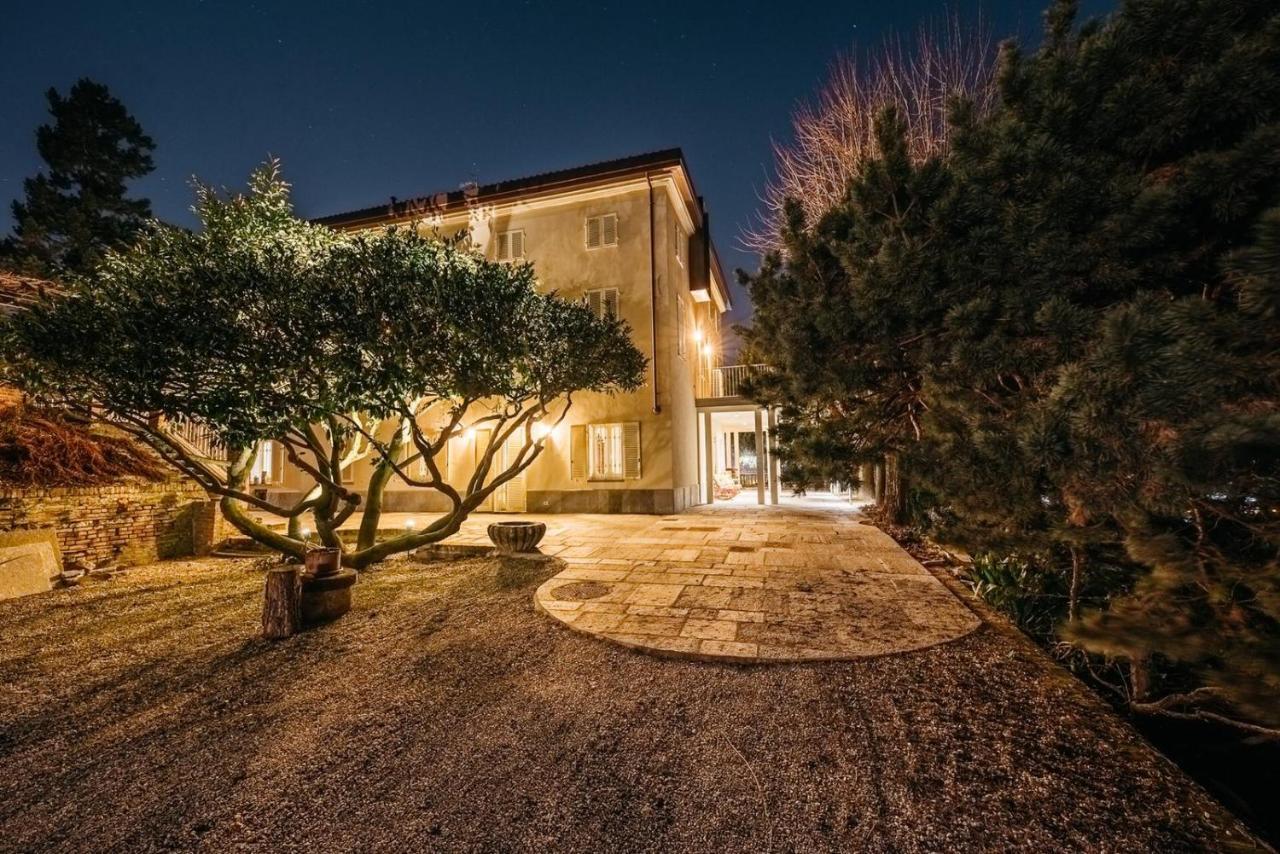 Villa Trisano Bra Exteriör bild